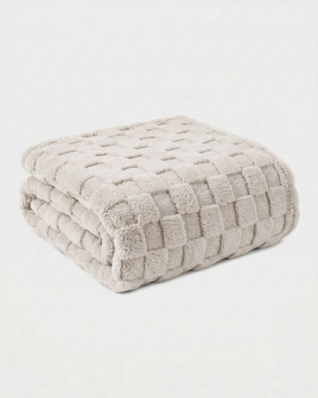 Flannel Fleece Checkered Blanket