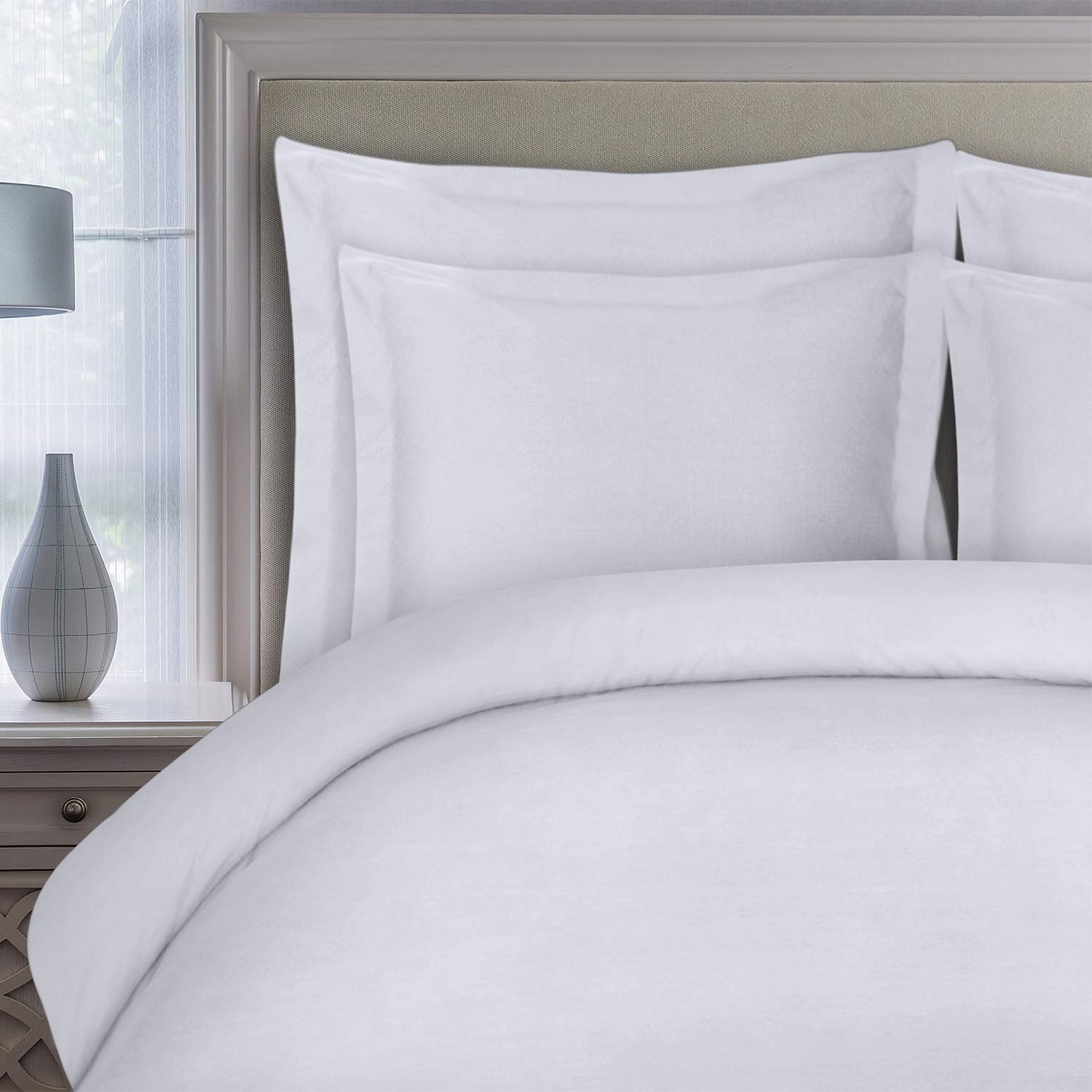 Utopia Bedding Duvet Cover King Size Set - 1 Duvet Cover with 2 Pillow Shams - 3 Pieces Comforter Cover with Zipper Closure - Soft Brushed Microfiber, 104 X 90 Inches (King, White)